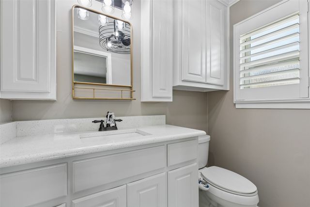 3920 Georgian Drive, Haltom City, TX 76117