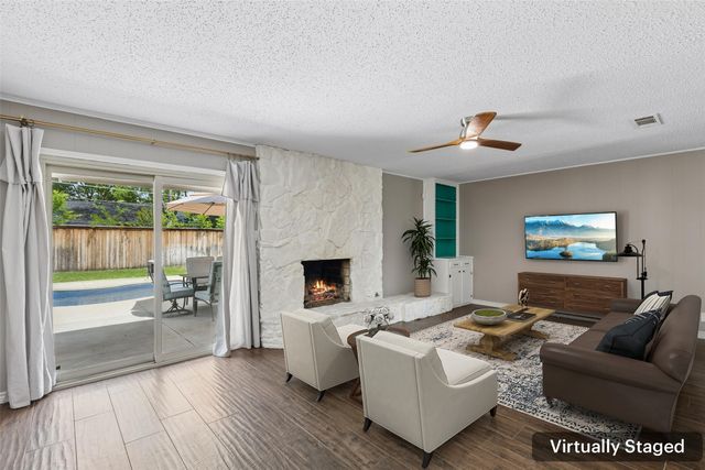 3920 Georgian Drive, Haltom City, TX 76117