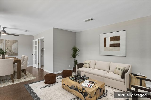 3920 Georgian Drive, Haltom City, TX 76117