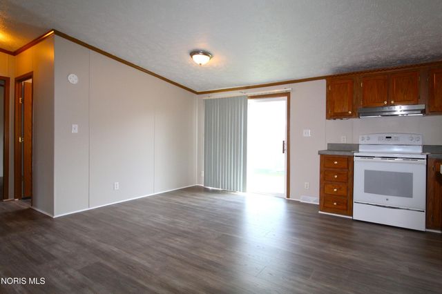 715 S Holland Sylvania Road, Lot 19, Toledo, OH 43615