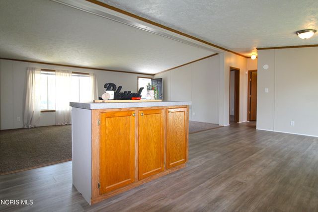 715 S Holland Sylvania Road, Lot 19, Toledo, OH 43615
