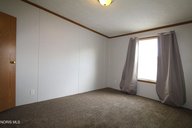 715 S Holland Sylvania Road, Lot 19, Toledo, OH 43615