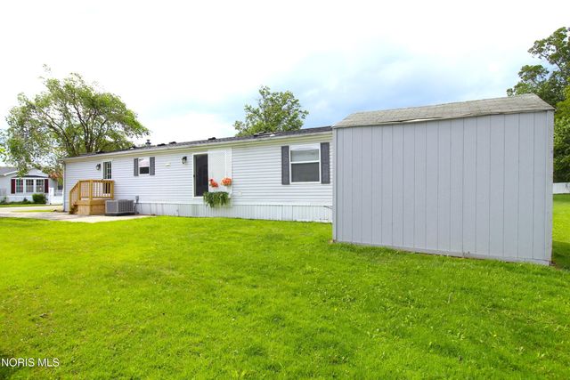 715 S Holland Sylvania Road, Lot 19, Toledo, OH 43615