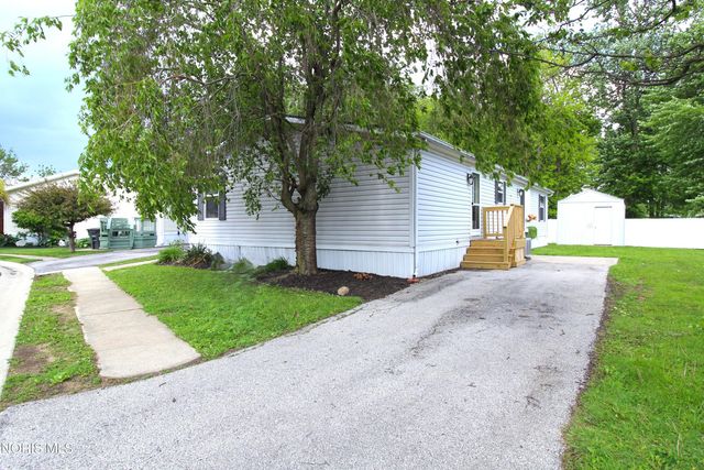 715 S Holland Sylvania Road, Lot 19, Toledo, OH 43615