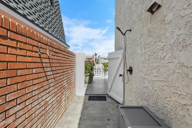 2350 Greencastle Lane, Oxnard, CA 93035