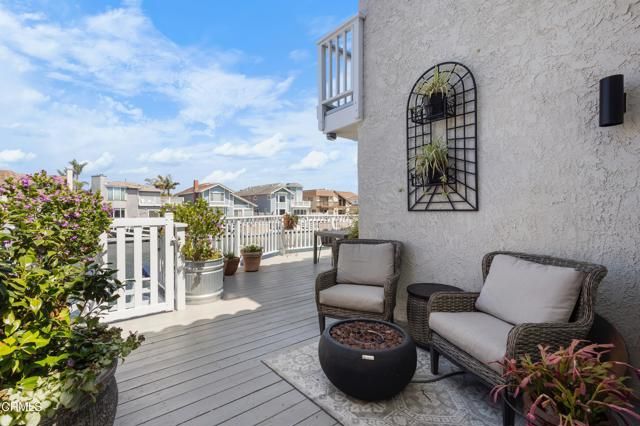 2350 Greencastle Lane, Oxnard, CA 93035