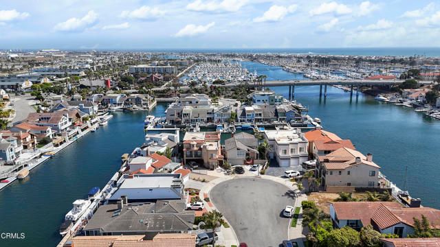 2350 Greencastle Lane, Oxnard, CA 93035