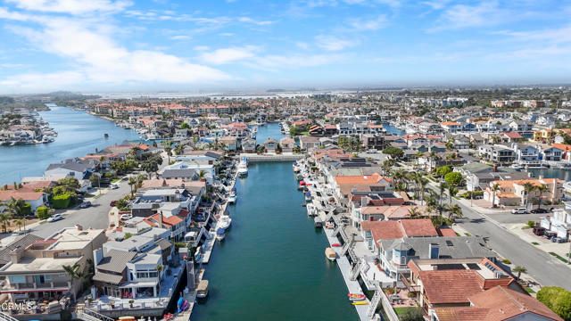 2350 Greencastle Lane, Oxnard, CA 93035