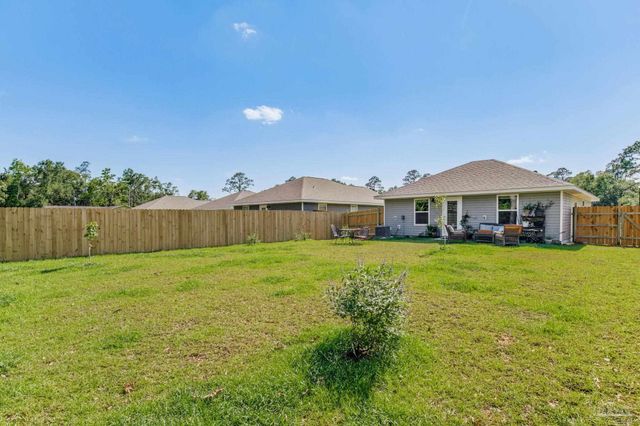 2568 Sutton Place Dr, Cantonment, FL 32533