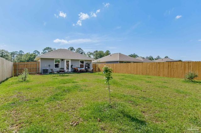 2568 Sutton Place Dr, Cantonment, FL 32533