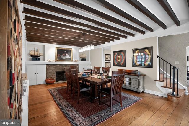 221 N BENT RD, Wyncote, PA 19095