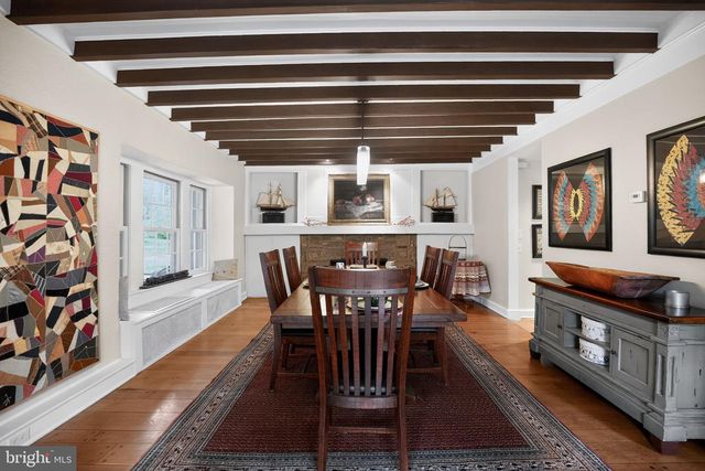 221 N BENT RD, Wyncote, PA 19095