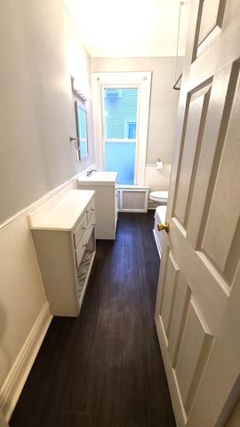 404 Gillett Avenue 2, Waukegan, IL 60085