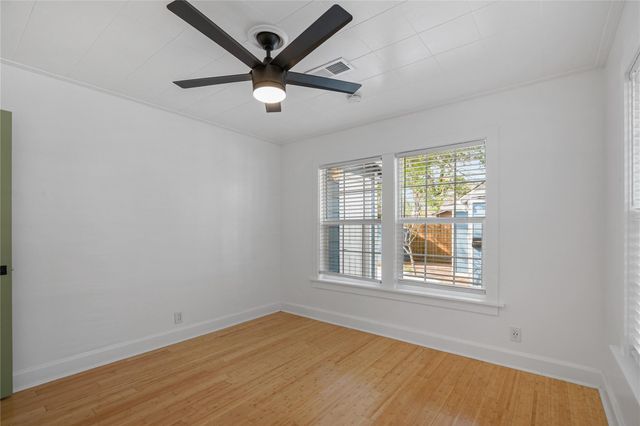 320 Coronado Street A, Houston, TX 77009