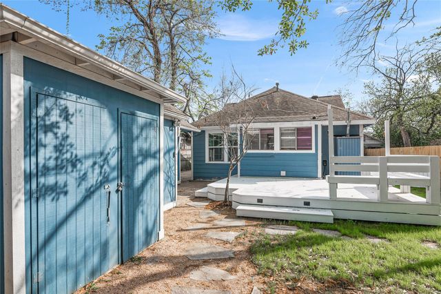 320 Coronado Street A, Houston, TX 77009