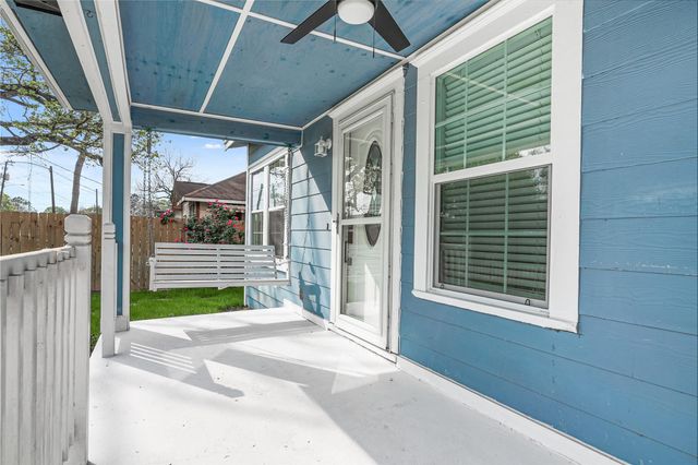 320 Coronado Street A, Houston, TX 77009