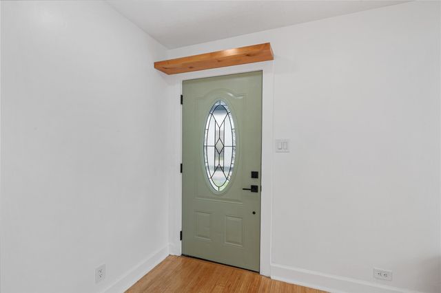 320 Coronado Street A, Houston, TX 77009