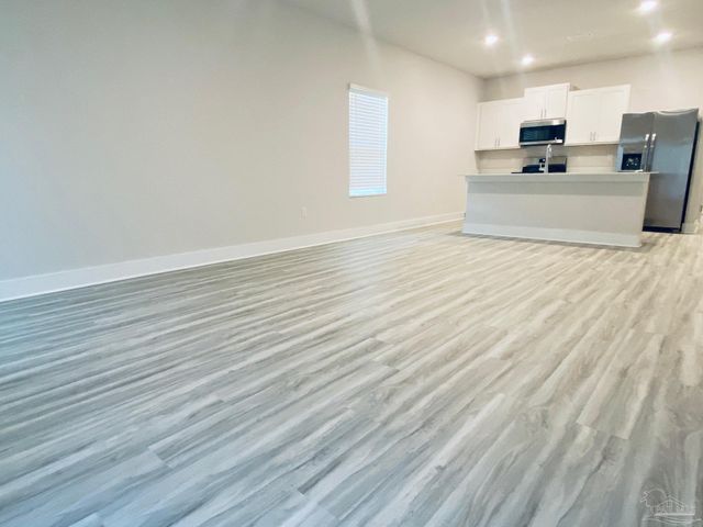 9908 Starling Dr, Pensacola, FL 32506