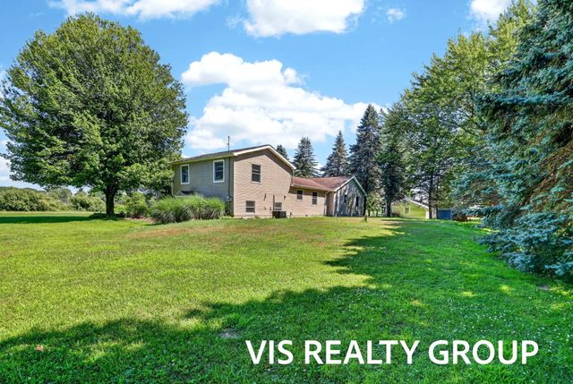 14943 Groenevelt Road, Spring Lake, MI 49456