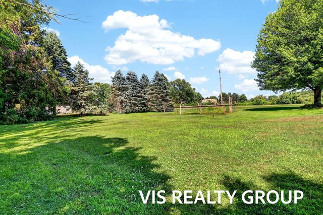 14943 Groenevelt Road, Spring Lake, MI 49456
