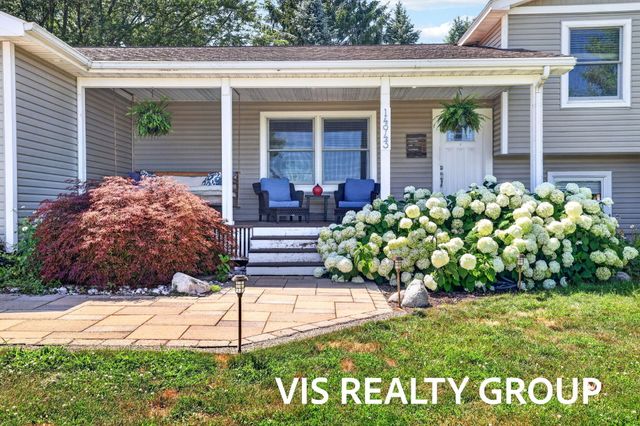 14943 Groenevelt Road, Spring Lake, MI 49456