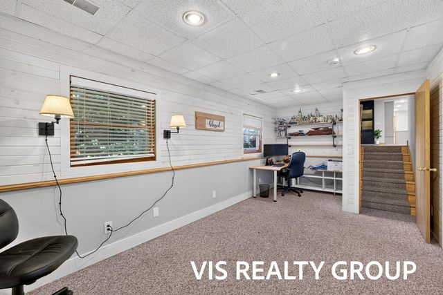 14943 Groenevelt Road, Spring Lake, MI 49456