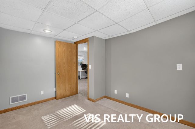 14943 Groenevelt Road, Spring Lake, MI 49456