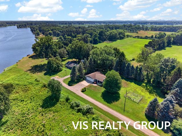 14943 Groenevelt Road, Spring Lake, MI 49456