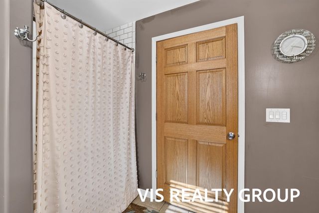 14943 Groenevelt Road, Spring Lake, MI 49456