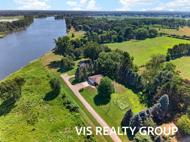 14943 Groenevelt Road, Spring Lake, MI 49456