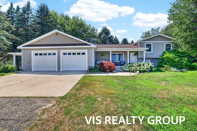 14943 Groenevelt Road, Spring Lake, MI 49456