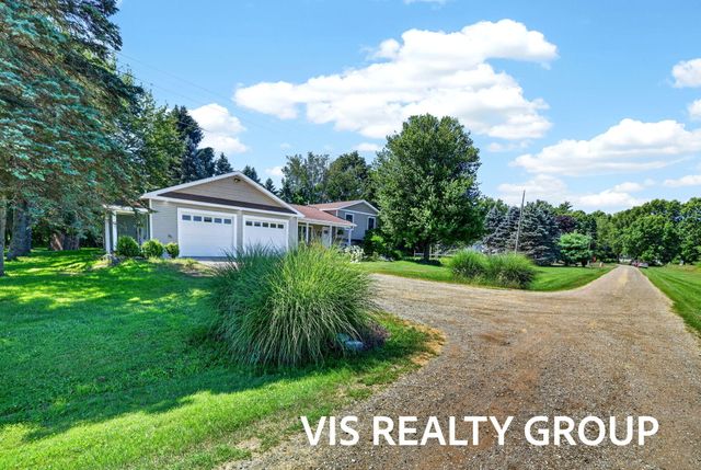 14943 Groenevelt Road, Spring Lake, MI 49456