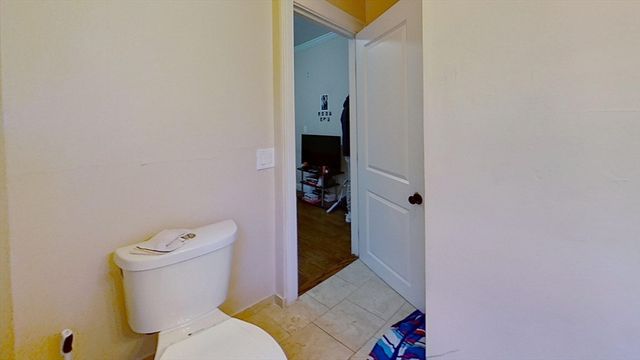 2975 Washington St. 1, Boston, MA 02119