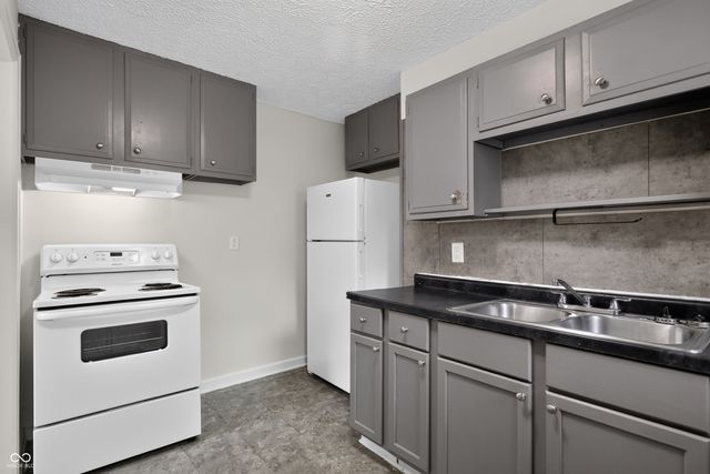 7350 E 46th Street, Indianapolis, IN 46226