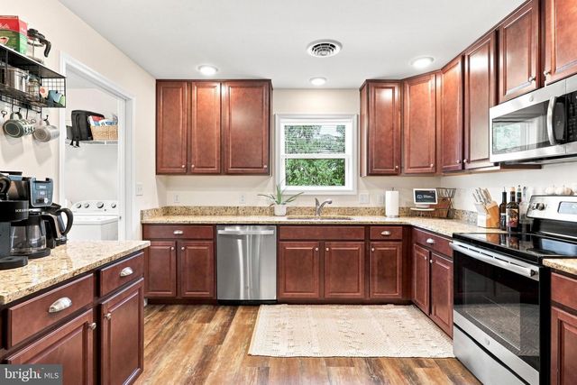 565 STOUFFER AVE, Chambersburg, PA 17201