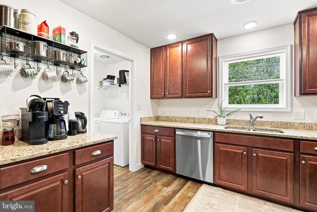565 STOUFFER AVE, Chambersburg, PA 17201