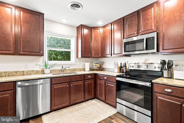 565 STOUFFER AVE, Chambersburg, PA 17201