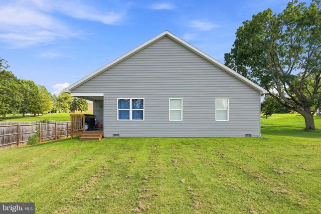 565 STOUFFER AVE, Chambersburg, PA 17201