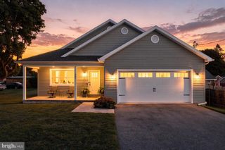 565 STOUFFER AVE, Chambersburg, PA 17201