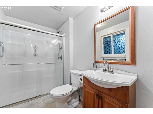 4264 Se CEDAR St, Hillsboro, OR 97123