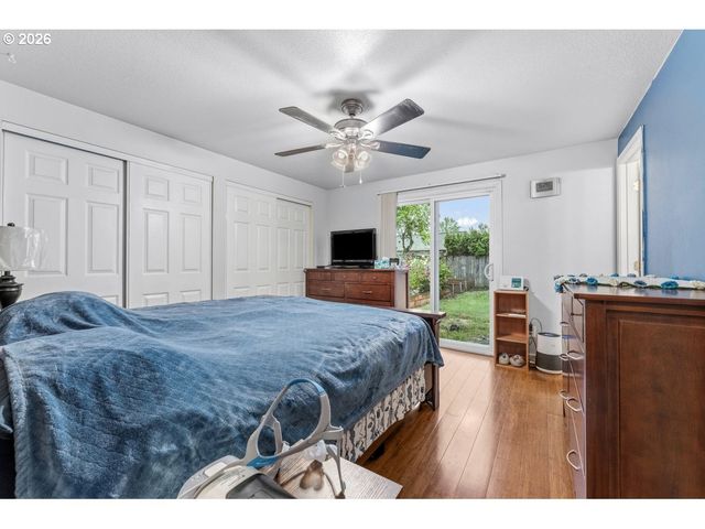 4264 Se CEDAR St, Hillsboro, OR 97123