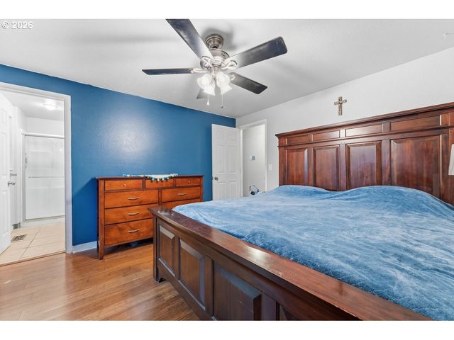 4264 Se CEDAR St, Hillsboro, OR 97123