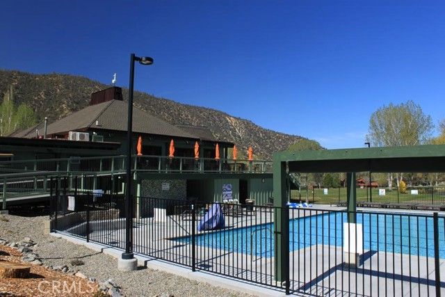 2041 Symonds, Pine Mtn Club, CA 93222