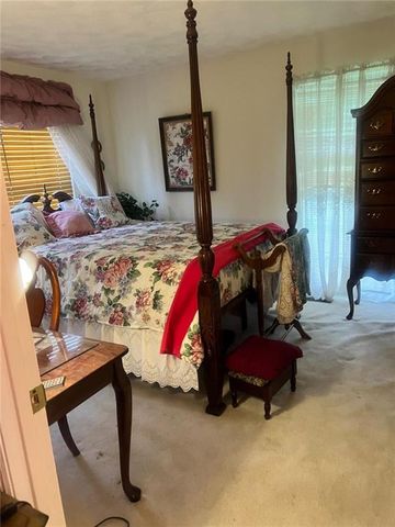 4962 John Kennedy Drive, Macon, GA 31204