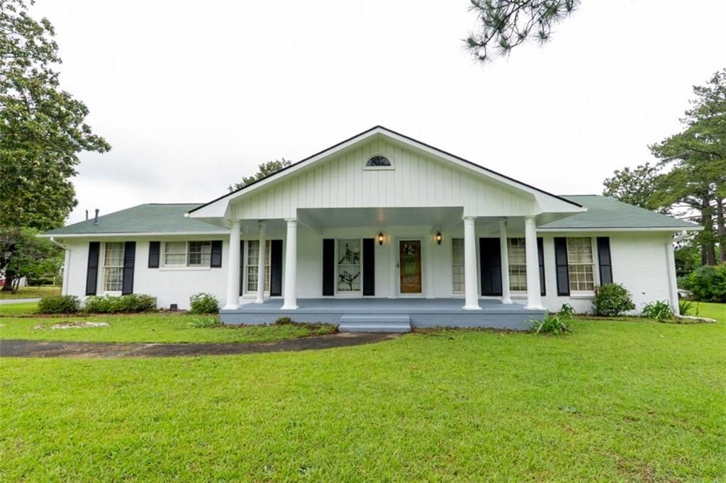 4962 John Kennedy Drive, Macon, GA 31204