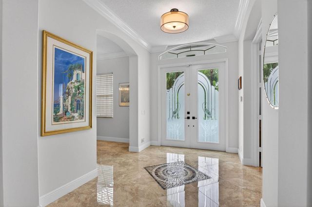 8346 Sawpine Road, Delray Beach, FL 33446