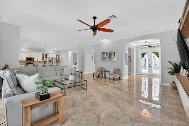 8346 Sawpine Road, Delray Beach, FL 33446