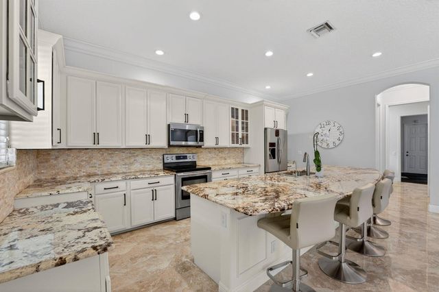 8346 Sawpine Road, Delray Beach, FL 33446