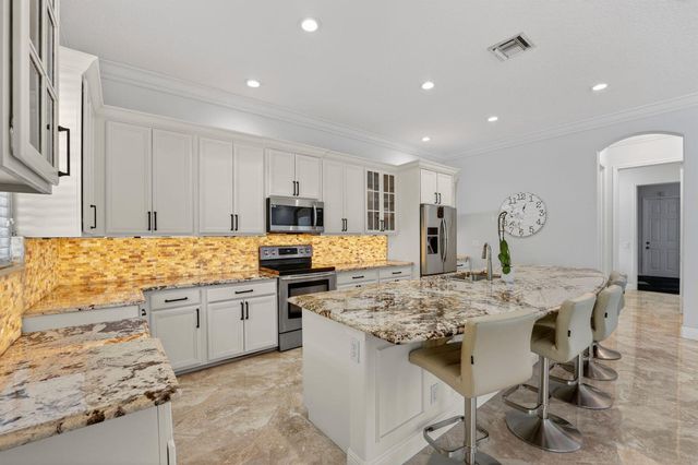 8346 Sawpine Road, Delray Beach, FL 33446