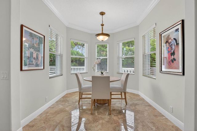 8346 Sawpine Road, Delray Beach, FL 33446